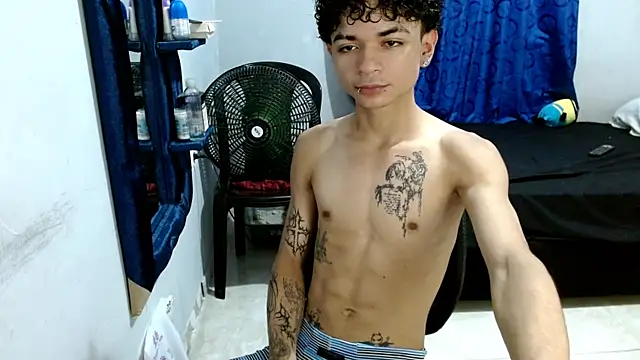 Snapshot of Lovebeng_ chatting on March 12, 10:39 pm Lovebeng  online show from March 12, 10:39 pm