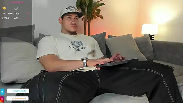 lucasanto  online show from January 15, 4:47 am