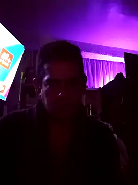 Snapshot of Professor_Leo_ chatting on December 3, 4:39 pm Professor Leo  online show from December 3, 4:39 pm