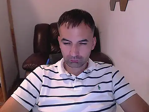 Snapshot of Leo_1617 chatting on September 23, 3:44 pm Leo 1617 online show from September 23, 3:44 pm