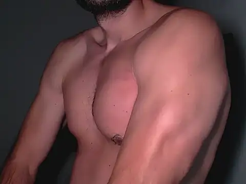 Snapshot of Leo_1617 chatting on October 21, 8:01 pm Leo 1617 online show from October 21, 8:01 pm