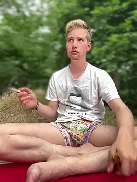 CDLukeLucy420 online show from June 8, 4:08 pm
