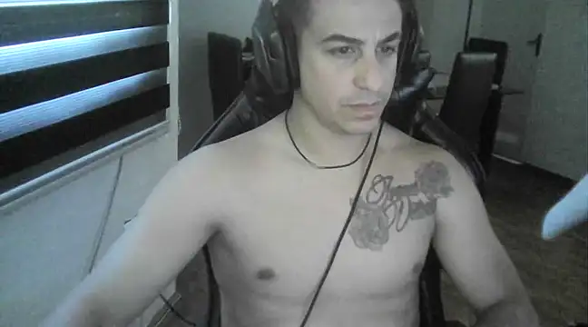 Ghostman89 online show from December 20, 4:36 pm