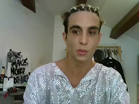 Lepetitmarcel online show from June 3, 2:33 pm