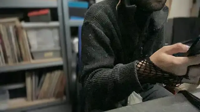 P4RtYBOII92 online show from October 25, 4:25 am