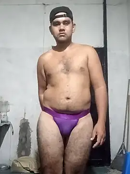 travieso2893 online show from April 12, 4:58 am