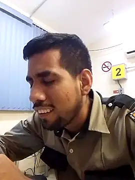 Snapshot of EnriquePersian197 chatting on February 26, 2:59 am EnriquePersian197 online show from February 26, 2:59 am