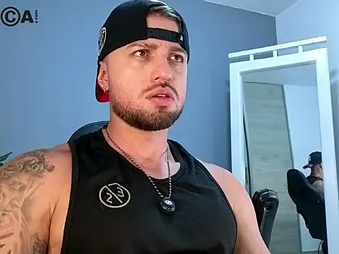 OwenMaximus814 online show from March 26, 5:39 pm