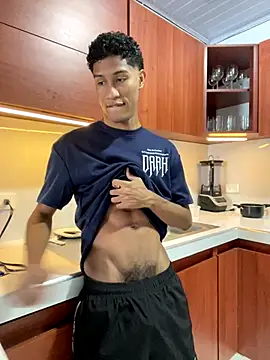 Snapshot of Masterikee chatting on September 22, 3:44 pm Masterikee online show from September 22, 3:44 pm