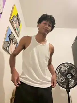 Snapshot of Masterikee chatting on January 9, 1:08 am Masterikee online show from January 9, 1:08 am