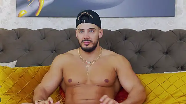 DustinKeent online show from February 3, 9:19 am