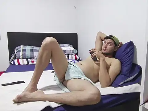 Snapshot of 2020dastan chatting on January 27, 2:42 am 2020dastan online show from January 27, 2:42 am