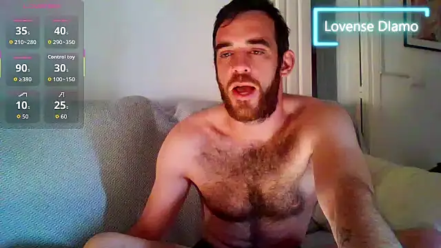 Snapshot of _NakedChef_ chatting on September 24, 7:51 am  NakedChef  online show from September 24, 7:51 am