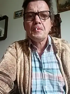 Snapshot of Bigpenis6y chatting on October 10, 11:48 am Bigpenis6y online show from October 10, 11:48 am