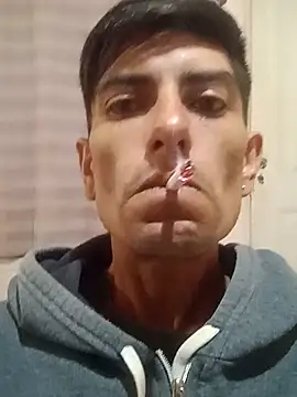 Snapshot of davicitos chatting on March 16, 9:38 am davicitos online show from March 16, 9:38 am