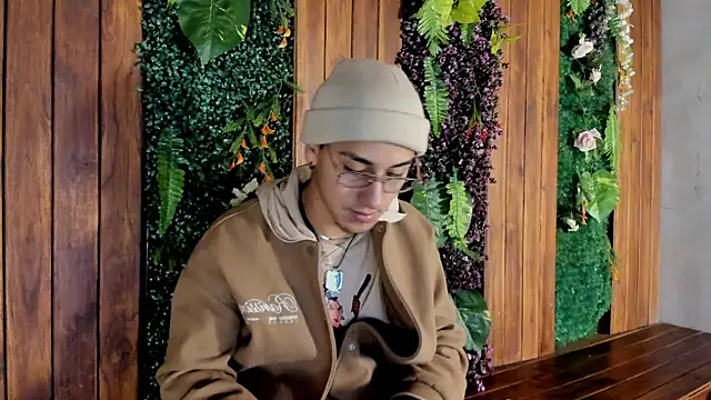 Andy Joy  online show from January 19, 11:12 am