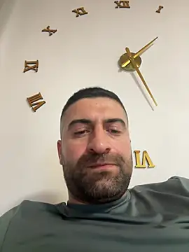 Snapshot of 235BABIKO235 chatting on February 9, 12:29 am 235BABIKO235 online show from February 9, 12:29 am