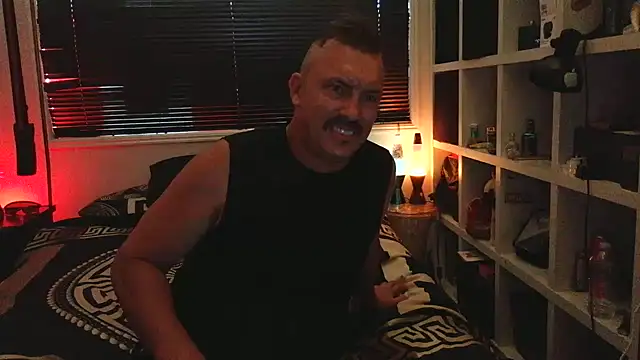 LukedavidDestroys online show from January 18, 3:19 am