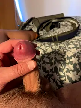  t0ni0  online show from October 14, 12:56 pm