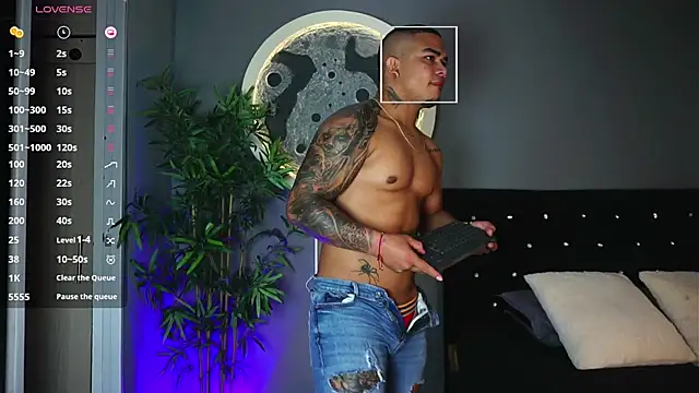 jordan mayers02 online show from October 30, 10:05 am