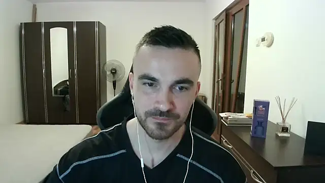 mu5clemania2 online show from April 15, 6:52 pm