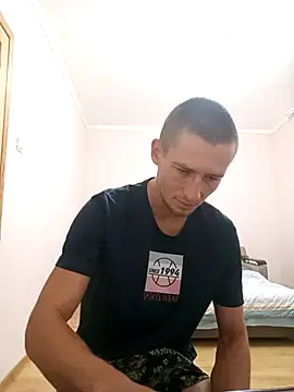 serhii19791 online show from September 25, 8:46 am