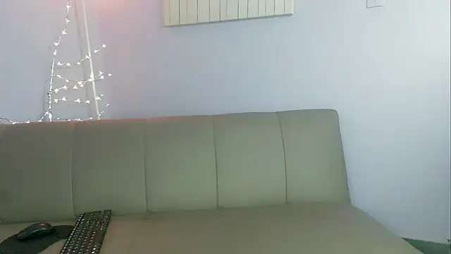 Snapshot of zacariasss_ chatting on October 15, 3:36 am zacariasss  online show from October 15, 3:36 am