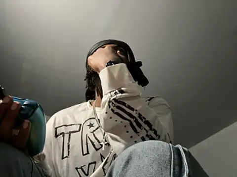 SluttyLyfe4L online show from February 13, 11:10 pm