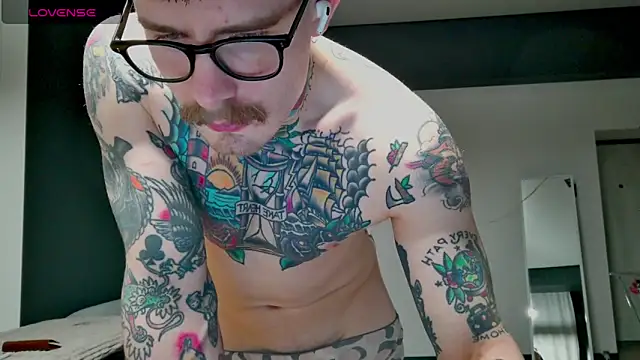 white King9999 online show from November 3, 3:54 am