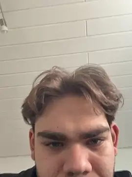 JuNIs  online show from November 13, 12:10 pm