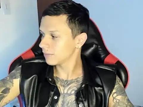 goodboy69l online show from June 18, 4:45 pm