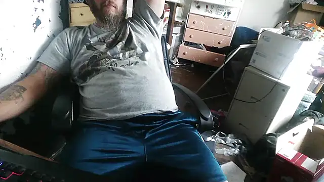 slickwill123 online show from August 1, 6:29 pm