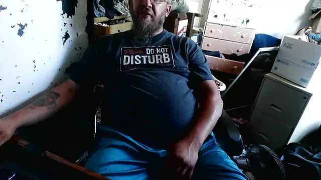 slickwill123 online show from July 12, 9:28 pm