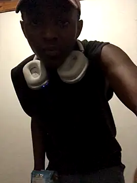 thekidrose online show from December 3, 6:08 am