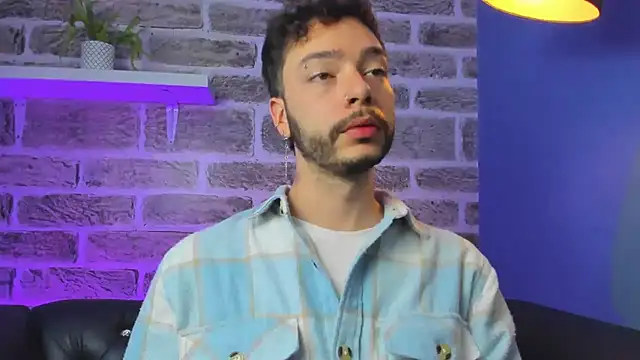 noah ricci online show from April 9, 12:00 pm