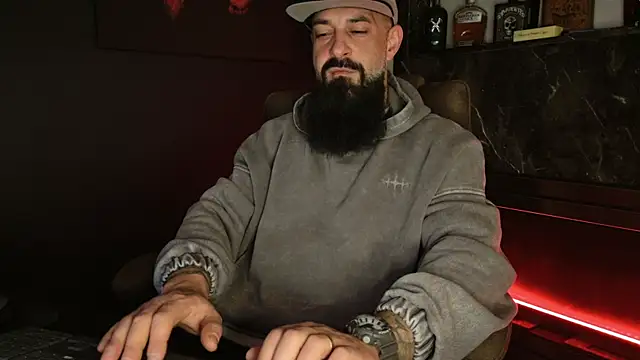 axxelrich  online show from December 5, 5:03 am