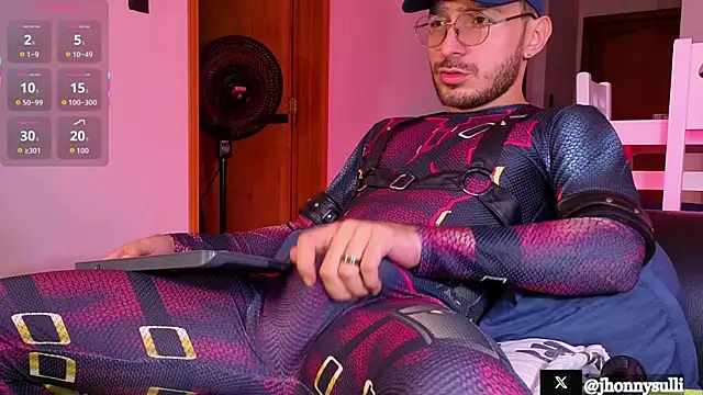 jhonny sulivan online show from October 30, 3:57 pm