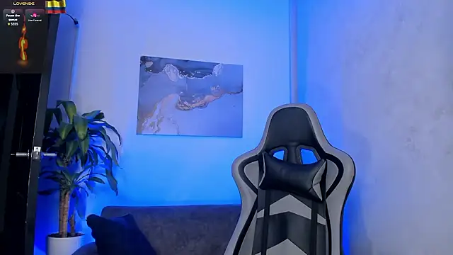 Yeiko Romero  online show from February 23, 5:25 pm