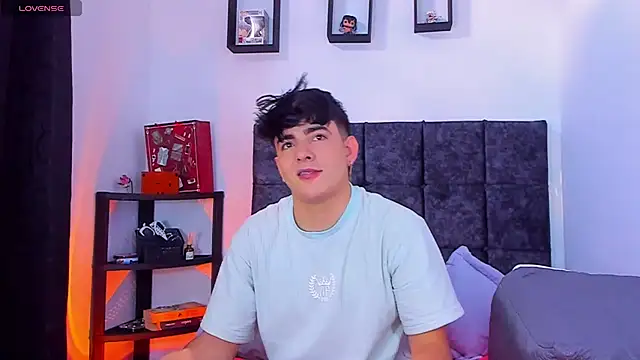 nolan twink1 online show from October 9, 3:28 pm