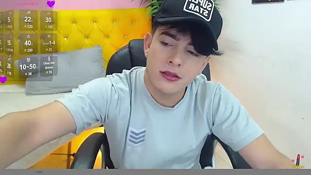 nolan twink1 online show from January 29, 6:18 pm