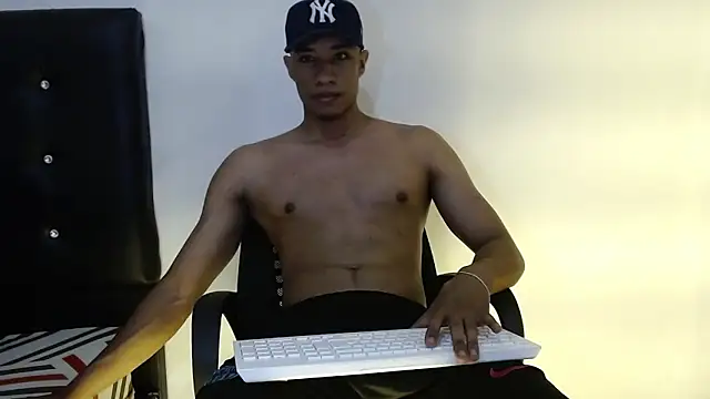 JacksonCooper1 online show from January 19, 9:45 pm