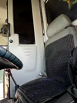 alexchir4 online show from April 13, 3:56 pm