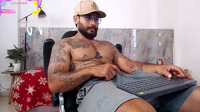 hanz col online show from February 18, 2:26 pm