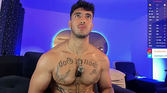 JACOB MARTINS online show from March 3, 5:18 am