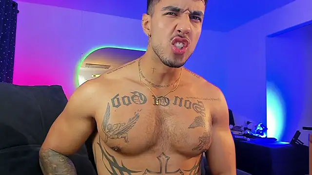 JACOB MARTINS online show from March 7, 5:18 am