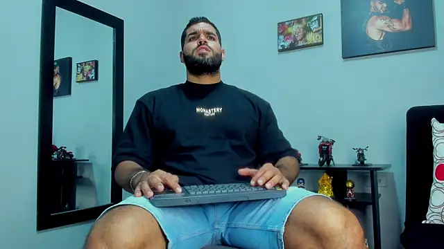 SamirHazard97 online show from December 6, 2:46 am