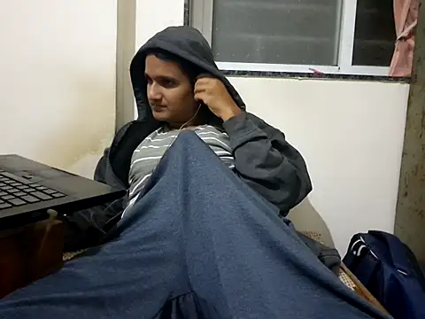 Jonrobinso online show from January 5, 5:27 pm