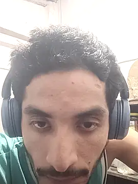 Snapshot of nskgenz chatting on September 18, 11:56 am nskgenz online show from September 18, 11:56 am