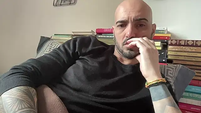 alessandromori91 online show from March 24, 3:17 pm