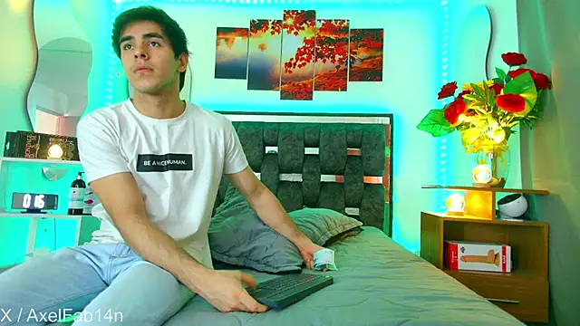 Alex and Fabian online show from March 8, 6:35 pm